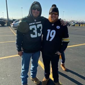 Meet your Posher, Howie